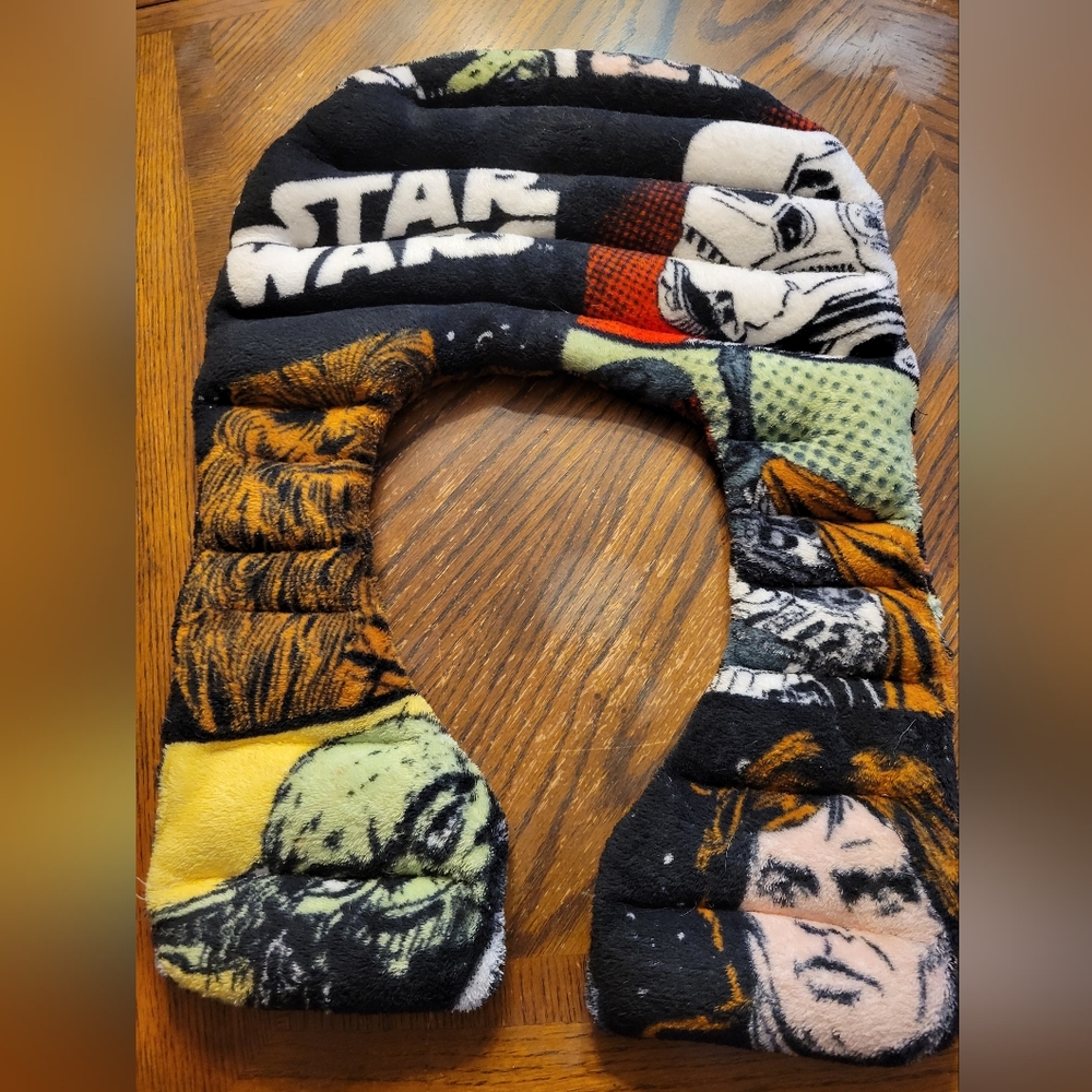 Weighted shoulder wrap